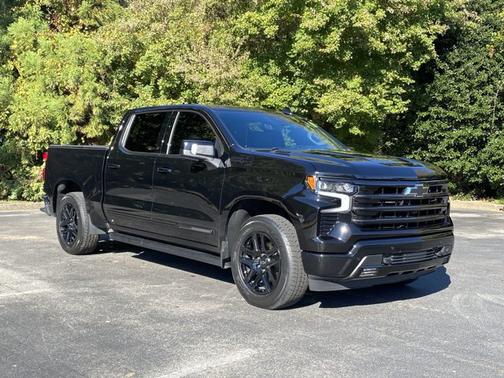 Black 2025 Chevrolet Silverado 1500 High Country