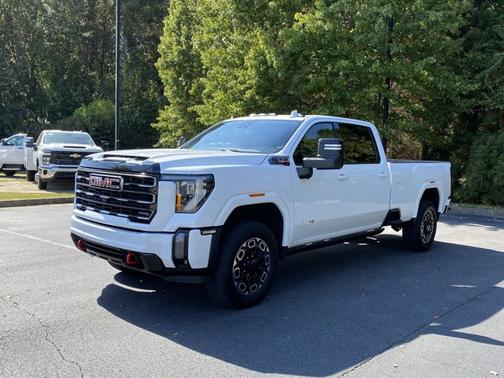 2024 GMC Sierra 2500 AT4