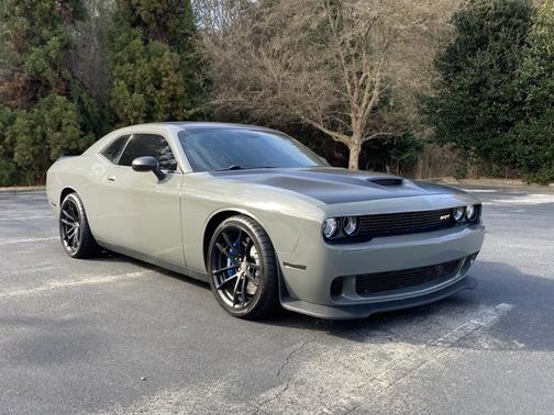 2017 Dodge Challenger R/T 392