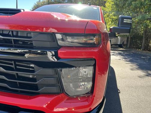 2026 Chevrolet Silverado 2500 Custom