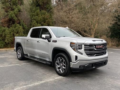 2022 GMC Sierra 1500 SLT