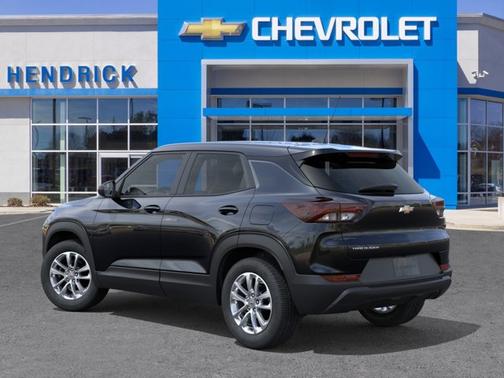 Mosaic Black Metallic 2026 Chevrolet Trailblazer LS