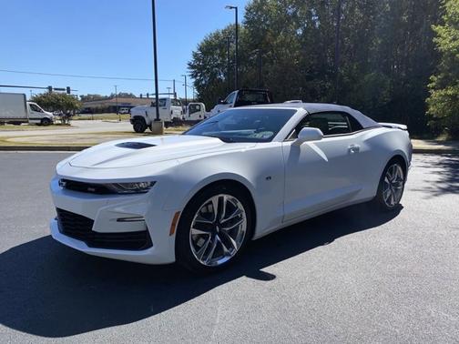 Photo 4 of 42 of 2021 Chevrolet Camaro 2SS