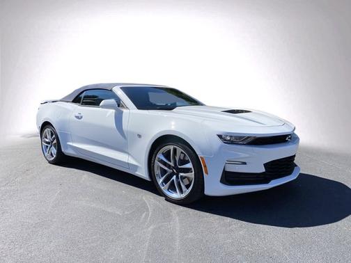 Photo 2 of 42 of 2021 Chevrolet Camaro 2SS