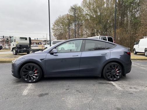 2023 Tesla Model Y Performance