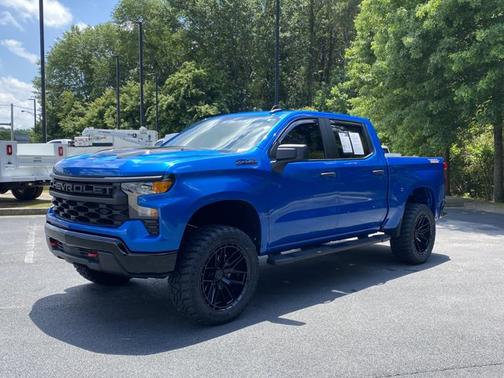 2023 Chevrolet Silverado 1500 Custom Trail Boss