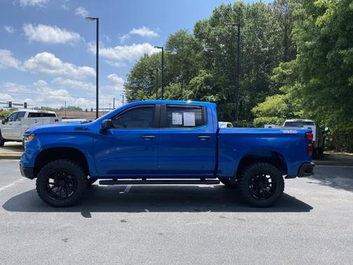 2023 Chevrolet Silverado 1500 Custom Trail Boss