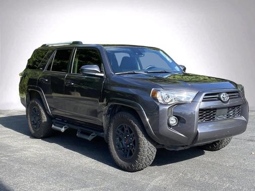 2022 Toyota 4Runner SR5