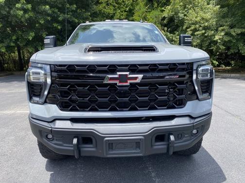 Slate Gray Metallic 2024 Chevrolet Silverado 2500 ZR2