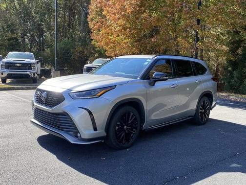 2023 Toyota Highlander XSE