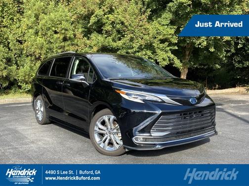 2022 Toyota Sienna Platinum