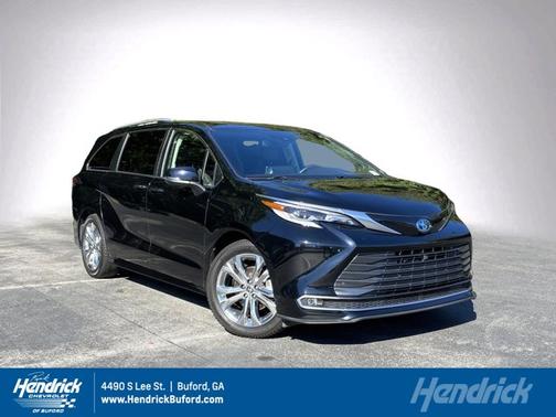 2022 Toyota Sienna Platinum