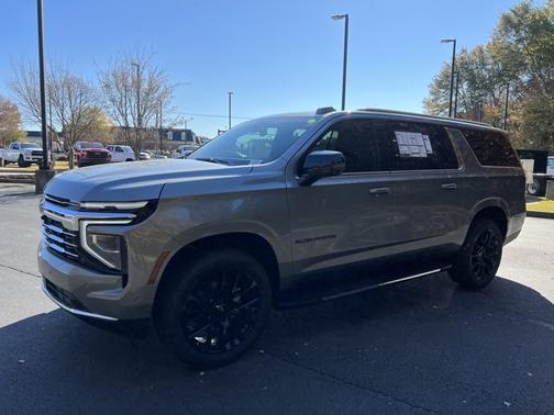 2026 Chevrolet Suburban LT