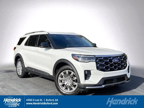 2025 Ford Explorer Platinum