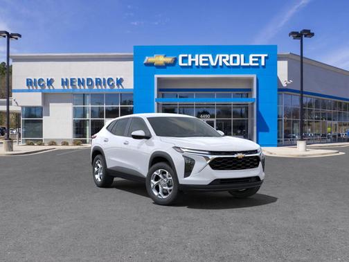 2025 Chevrolet Trax LS