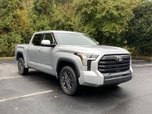 2023 Toyota Tundra SR5