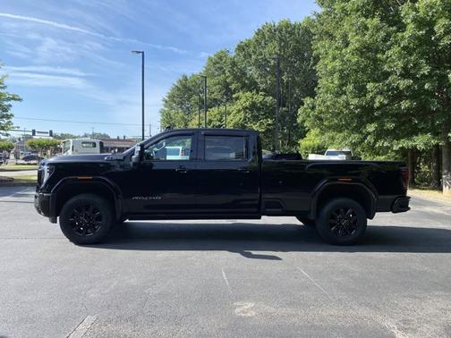 Onyx Black 2024 GMC Sierra 3500 AT4