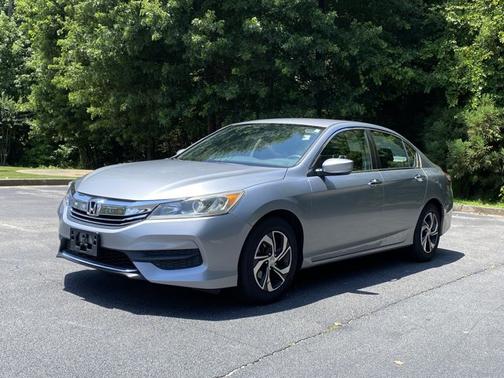 Lunar Silver Metallic 2017 Honda Accord LX