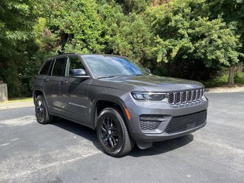 2024 Jeep Grand Cherokee Laredo X