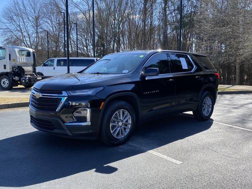 2023 Chevrolet Traverse LS