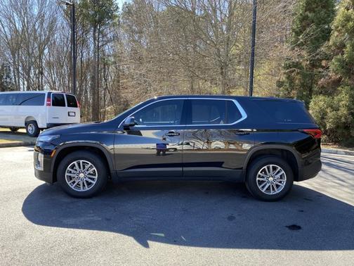 2023 Chevrolet Traverse LS