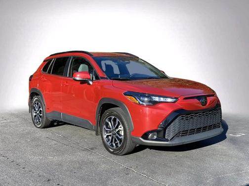 2023 Toyota Corolla Cross Hybrid SE
