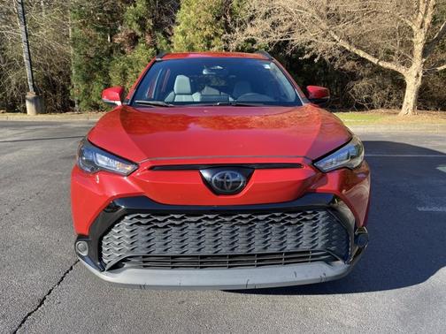 2023 Toyota Corolla Cross Hybrid SE