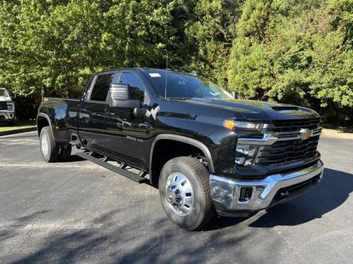 2026 Chevrolet Silverado 3500 LT