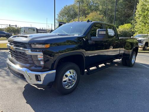 2026 Chevrolet Silverado 3500 LT