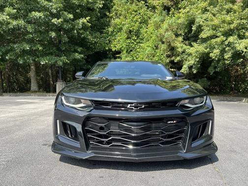 Black 2018 Chevrolet Camaro ZL1