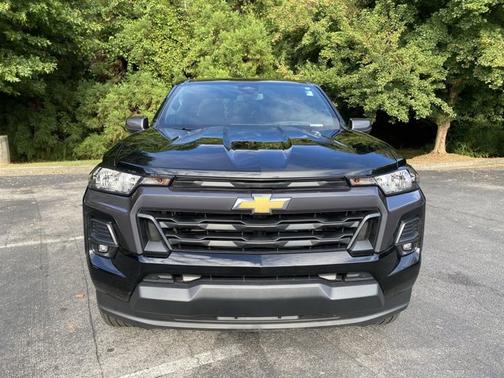 2024 Chevrolet Colorado 2WD LT