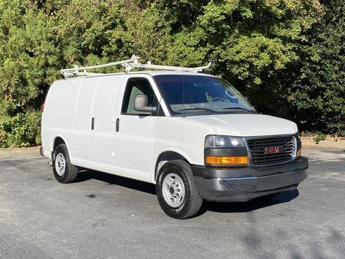 2022 GMC Savana 2500 Work Van