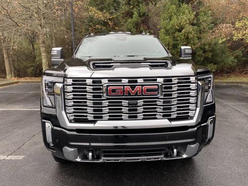 2024 GMC Sierra 2500 Denali