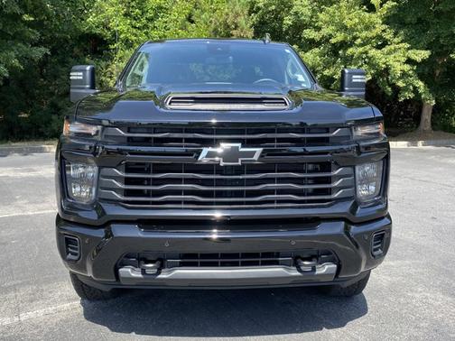 Black 2025 Chevrolet Silverado 2500 Custom