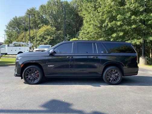 2024 Cadillac Escalade ESV AWD V-Series