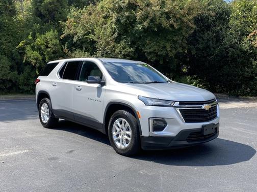 2022 Chevrolet Traverse LS