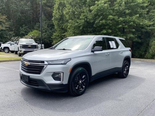 2022 Chevrolet Traverse LS