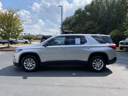 2022 Chevrolet Traverse LS
