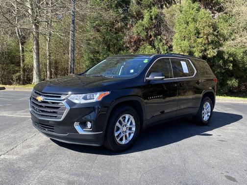 2021 Chevrolet Traverse LT Cloth