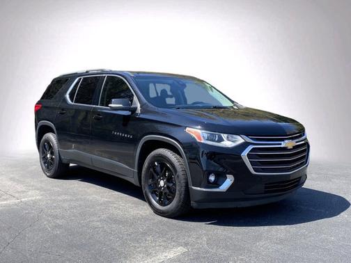 2021 Chevrolet Traverse LT Cloth