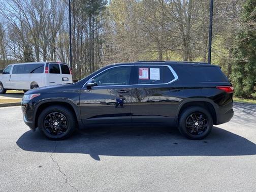 2021 Chevrolet Traverse LT Cloth