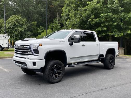 2024 Chevrolet Silverado 2500 High Country