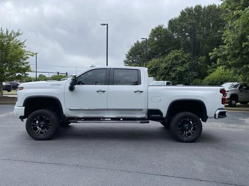 2024 Chevrolet Silverado 2500 High Country