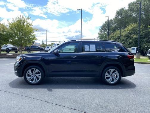 2022 Volkswagen Atlas 2.0T SE w/Technology