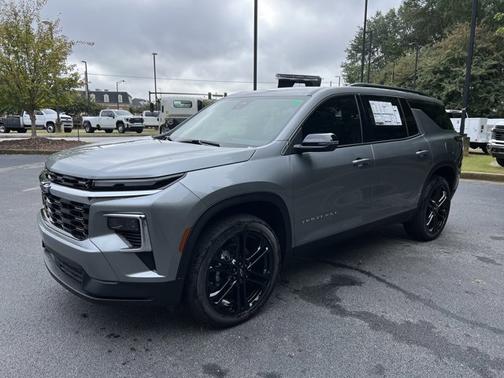 2026 Chevrolet Traverse FWD LT