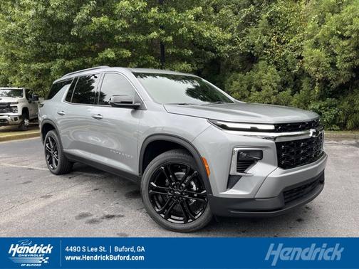 2026 Chevrolet Traverse FWD LT