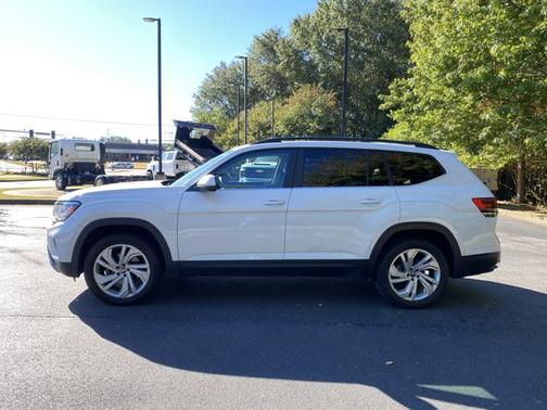 2021 Volkswagen Atlas 3.6L V6 SE w/Technology