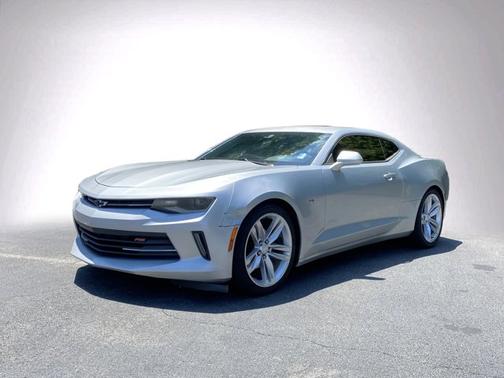 Silver Ice Metallic 2017 Chevrolet Camaro 2LT