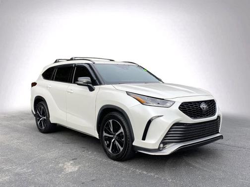 2021 Toyota Highlander XSE