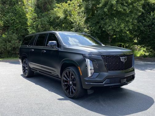 2025 Cadillac Escalade ESV 4WD Sport